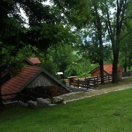 Luxury Regina Chalet Bruvno